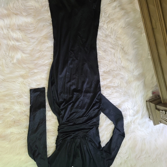 Dress - Picture 5 of 9